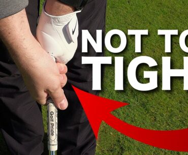 HOW TO HOLD A GOLF CLUB CORRECTLY