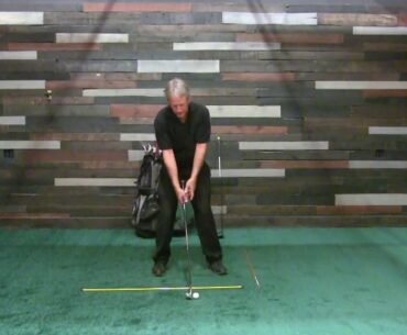 Golfing Tip - How To Set Up Your Golf Stance⛳