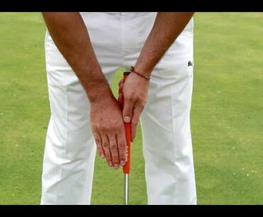 Try 'The Claw' to improve your putting - Chris Ryan - Today's Golfer