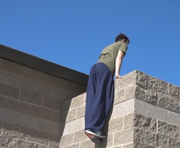 Wall Climb Strength Training & Best Parkour Gloves?