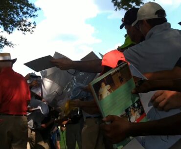 8-year-old Alabama golfer meets Tiger Woods