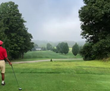 Caddy showing member how to tee off (savage🤣)