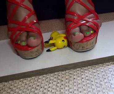 High heels crush toy ( Pikachu PART 1)