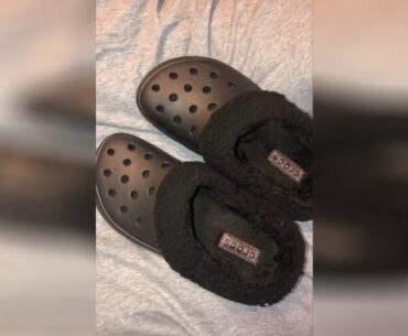 Review Crocs Men's and Women's Classic Lined Clog  Indoor and Outdoor Fuzzy Slipper