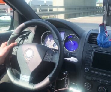 LOUD GOLF 5 R32 AUTOBAHN DRIVING | 275kmh (Acceleration , Pop and Bangs)
