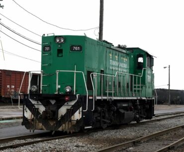 Shortlines and switchers at the Alabama port authority yard