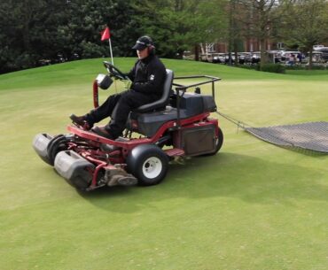 Why do greenkeepers sand greens - what is top dressing?