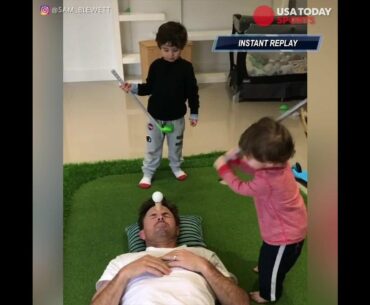 Toddler gives his father an unforgettable golf lesson