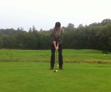 Hybrid Abschlag 200 Meter Golf Swing