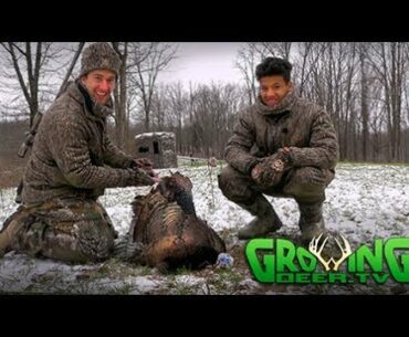 Turkey Hunting | Cold, Snowy Morning With Hot Birds (#438)