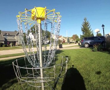 Disc Golf: Throwing Aces With Putters (Innova DisCatcher Sport)