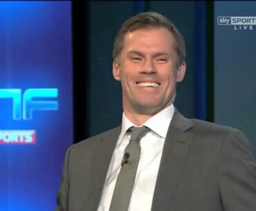 Gary Neville accuses Jamie Carragher of reading off a script