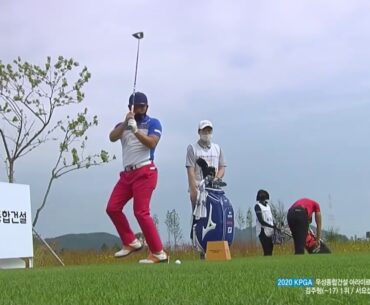 Professional Golfer Hosung Choi Misses the Ball - Golf Rules