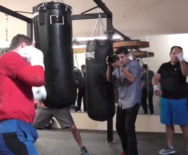 Canelo Alvarez SICK POWER On Heavybag - EsNews Boxing