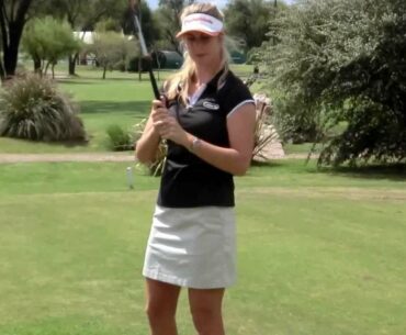 Petra en Lomas, con ropa de Golf