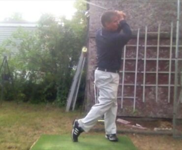 Simple Single Plane Golf Swing vs Conventional Golf Swing - Practice Session