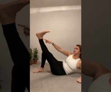 Moving the Shoulders Class with Vivo Barefoot | Posture Ellie