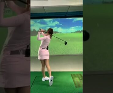 Golf |swing de golf |filles de golf |mode de golf |Filles de sport |golfeur de beaux moments (5)