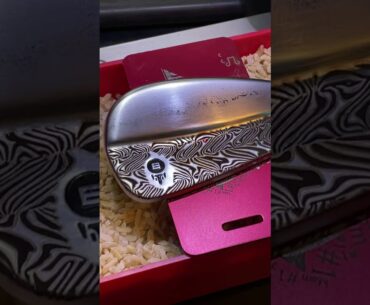 Laser engraving a set of golf irons with faux damascus print!