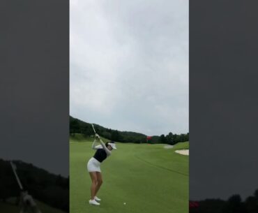 Golf |swing de golf |filles de golf |mode de golf |Filles de sport |golfeur de beaux moments (3)