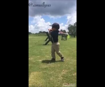 MAGNIFICENT 19 MONTH BABY SLOW MOTION GOLF SWING