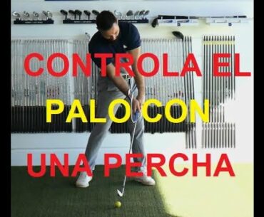 Swing de golf con Percha