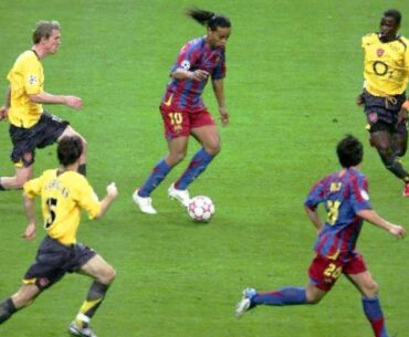 20 Magic Moments By Ronaldinho