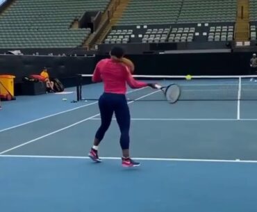 Serena Williams vs Simona Halep forehands in practice sessions in the Australian Open 2021 #AO2021