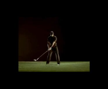 Tiger Woods Slo-Mo Swing Glitch Golf