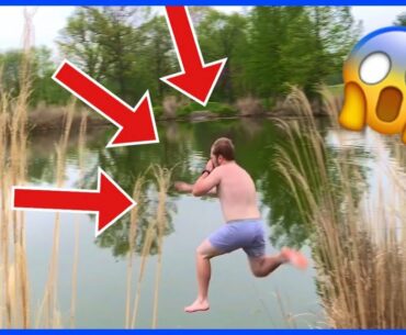 GOLFER JUMPS IN LAKE While I’m Fishing!!