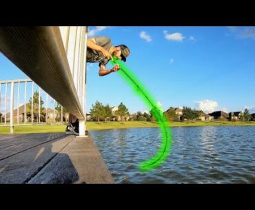 TONS OF FISH are UNDER THIS DOCK! (Fall Fishing Tactics)