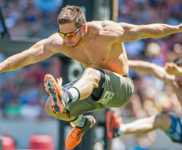 Fourth-Fittest Man in 2015, Dan Bailey, Catches Shades in a Full Sprint