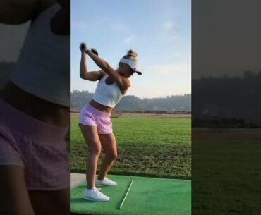 Alisa Diomin | Golf shorts | Golf Swing