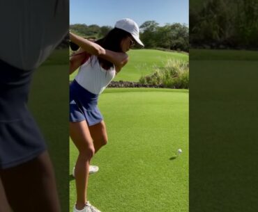 Maria Alvarez | Golf shorts | Golf Swing