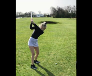 Perfect form! #golf #shorts #golfing #girlgolf #golfbabes     | GOLF#SHORT