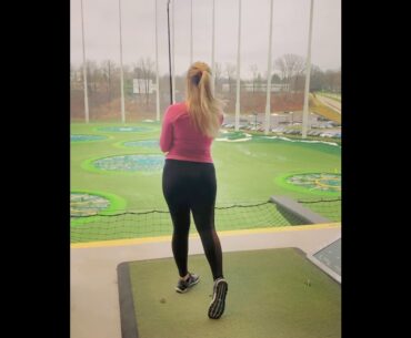 Can y play a round of golf with me ? 🏌️‍♂️     #golf  #golfswing  #girlgolftrickshot| GOLF#SHORT