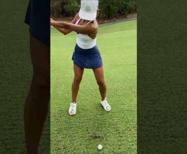 Amazing Golf Swing you need to see | Golf Girl awesome swing | Golf shorts |  Maria Alvarez
