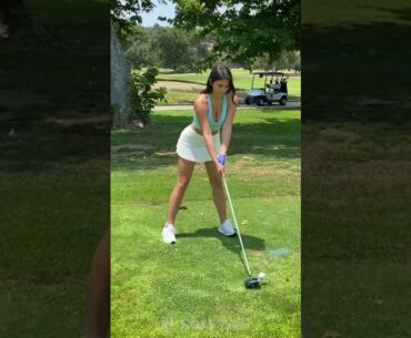 Amazing Golf Swing you need to see | Golf Girl awesome swing | Golf shorts | AMANDA TRIVIZAS