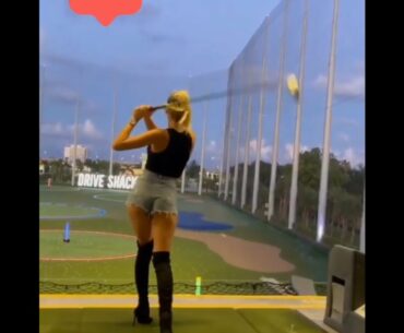 Absolutely stunning and incredibly beautiful, ❤️❤️ #golf #shorts #golfgirl      | GOLF#SHORT