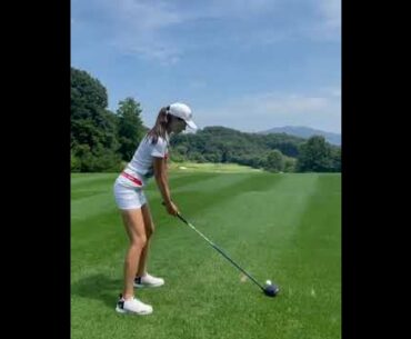 ⛳Park jin hee What a swing from her! | Golf ladies  | Golf lady  | Golf Shorts | #Shorts