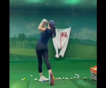 Woo Seong-hee Swing Practice! | Golf ladies | Golf lady | Golf Shorts | #Shorts