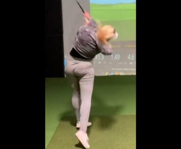 Simply the best, most athletic swing ever.  ❤️❤️ #golf #shorts #golfgirl      | GOLF#SHORT