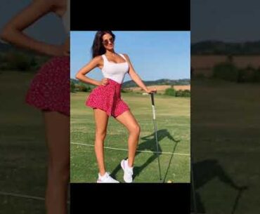 Golf girls | GOLF SHORT|Golf channel Shorts|Golf #shorts |The Art of simple golf  #golf #golfgirls