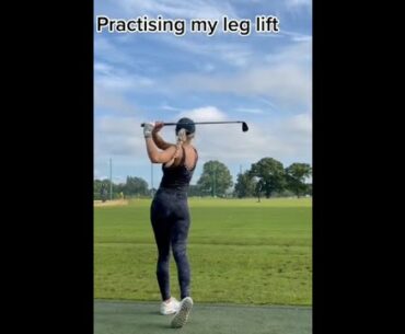 practising my leg  lift ❤️❤️ #golf #shorts #golfgirl      | GOLF#SHORT