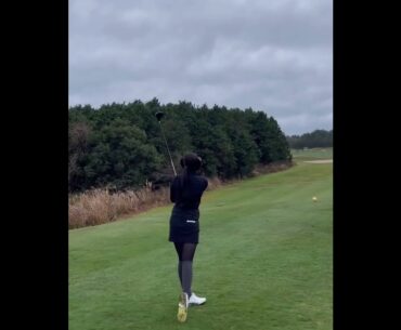 I try to copy your rhythm #golf #short #golfbabes #golfgirl #girlthatgolf #golfqueen