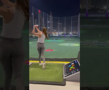 Gorgeous looking swing 😍 ❤️❤️ #golf #shorts #golfgirl      | GOLF#SHORT