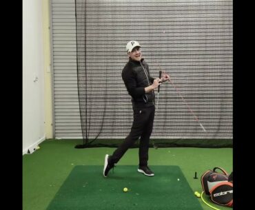 Downswing Leg Movement