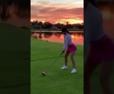 #shorts #golfbabe Another Lefty Golf Babe Driving Into The Beautiful Sunset #golf #short