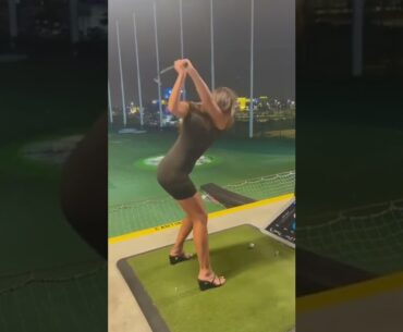 Hot women | Golf swing slow motion | Golf swing basics | Hot ladies #golf #shorts #golfgirl