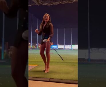 Hot women | Golf swing slow motion | Golf swing basics | Hot ladies #golf #shorts #golfgirl